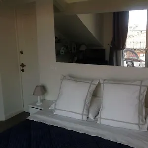 Apartamento Pied A Terre With Terrazza In Center, Milán