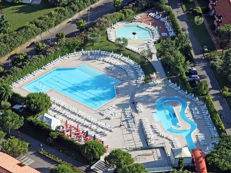 **** Vakantiepark The Garda Village Sirmione Italië